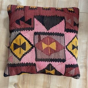 Geometric Patterned Wool Pillow Case